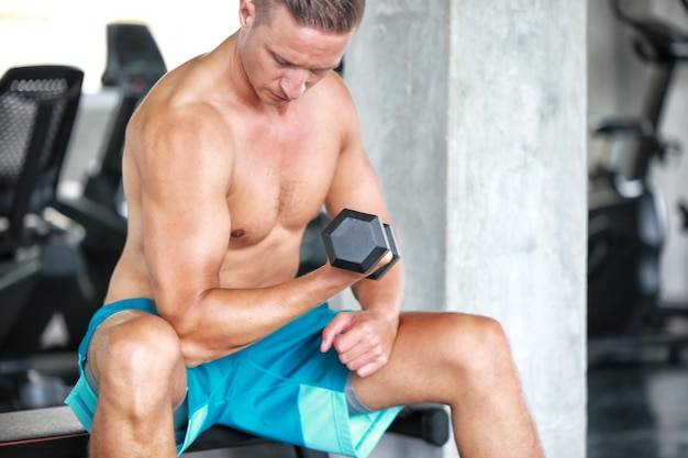 Co na suchą masę mięśniową wybrać w codziennej diecie?