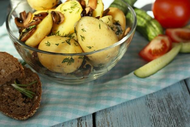 Czym zastąpić ziemniaki na keto w codziennych posiłkach?