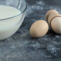 Ile białka ma 1 jajko i od czego to zależy?
