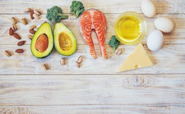 Jakie produkty na ketozie warto włączyć do codziennego jadłospisu?