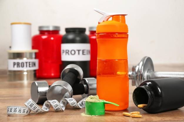 Jakie odżywki na masę mięśniową warto wybrać?