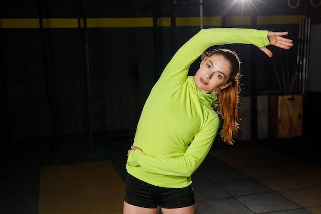 Jak się rozgrzać przed siłownią, by uniknąć kontuzji?